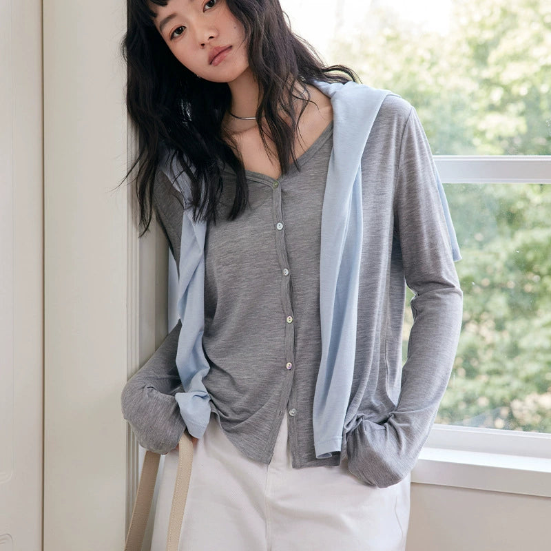 Damen-Cardigan aus Wolle, dünne Ausführung, langen Ärmeln